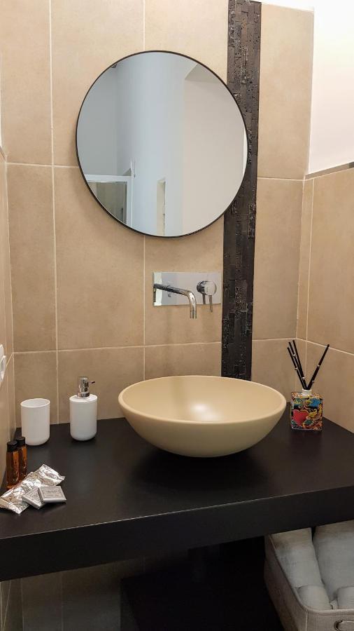Cavour 45 - Ortigia Apartments Syracuse ภายนอก รูปภาพ