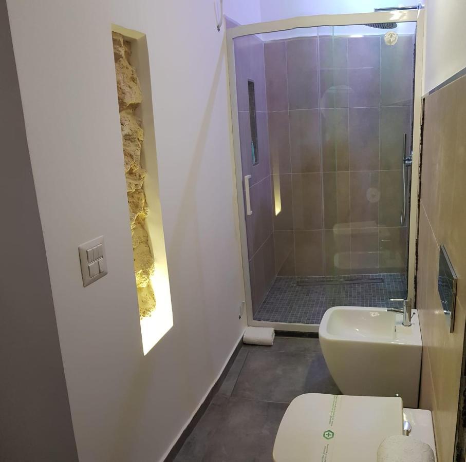Cavour 45 - Ortigia Apartments Syracuse ภายนอก รูปภาพ