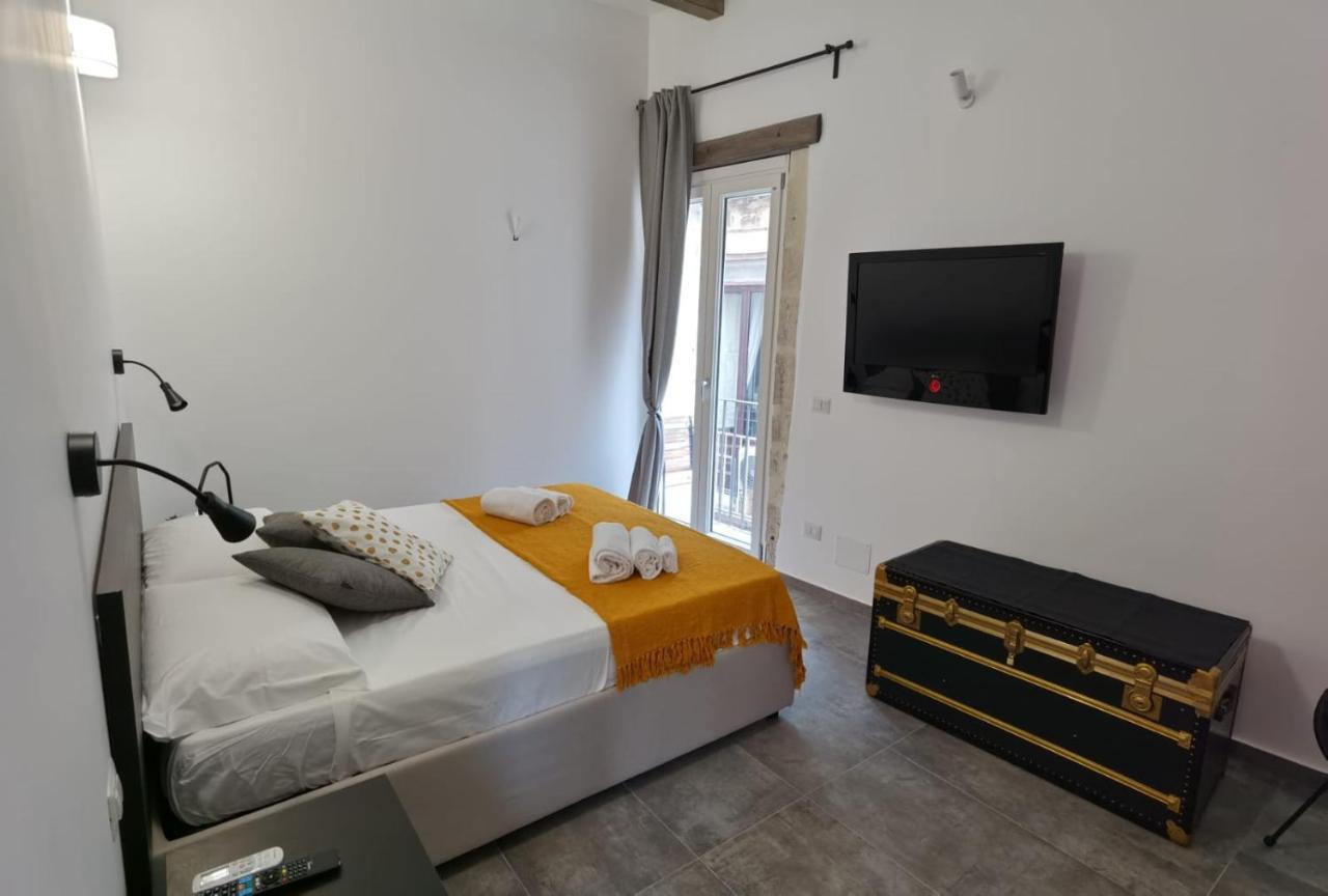 Cavour 45 - Ortigia Apartments Syracuse ภายนอก รูปภาพ